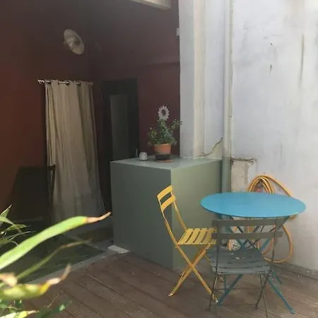 Au Coeur D'uzes La Terrasse D'austerlitz * 于泽斯