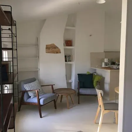 Au Coeur D'uzes La Terrasse D'austerlitz * 于泽斯